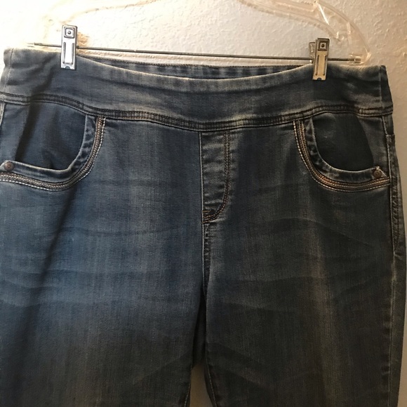 Christopher & Banks size 14 jeans - Picture 2 of 6